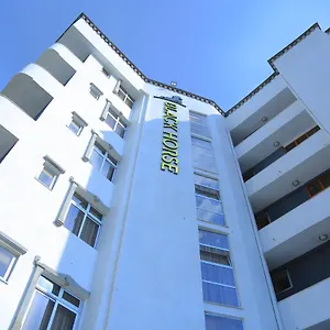 Black Horse Hotel